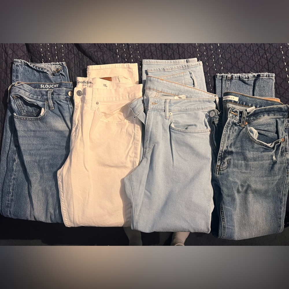 4 pairs of lightly worn jeans